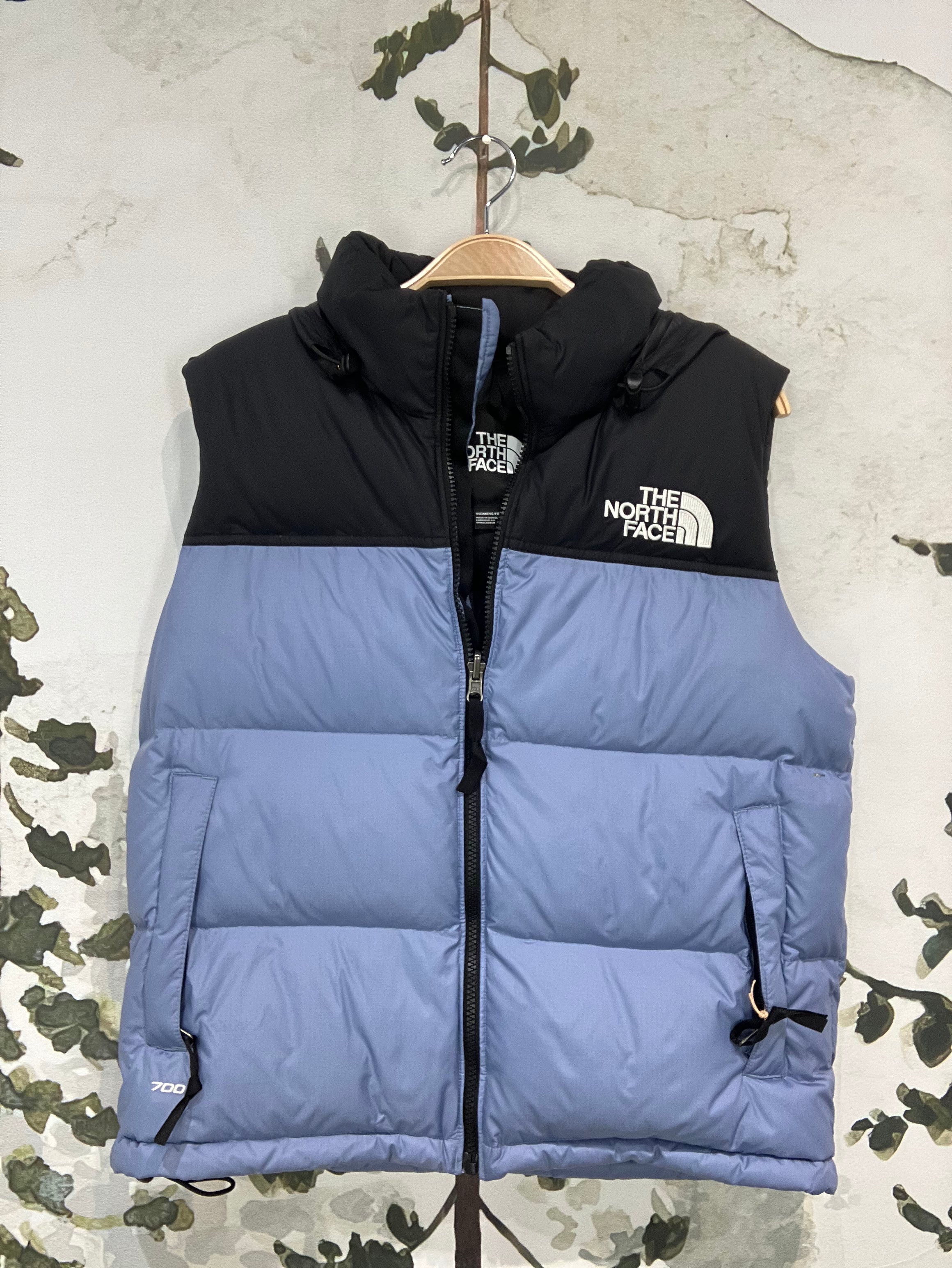 The North Face Women s Nuptse Hooded Down Vest - Wander Longer Hot on Sale